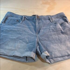 Tommy Hilfiger Light Blue  Washed Out Jean Shorts Sz 18